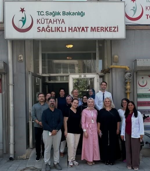 Kütahya Şehir Hastanesi’nde görev yapan hekimler, koruyucu sağlık hizmetleri ve