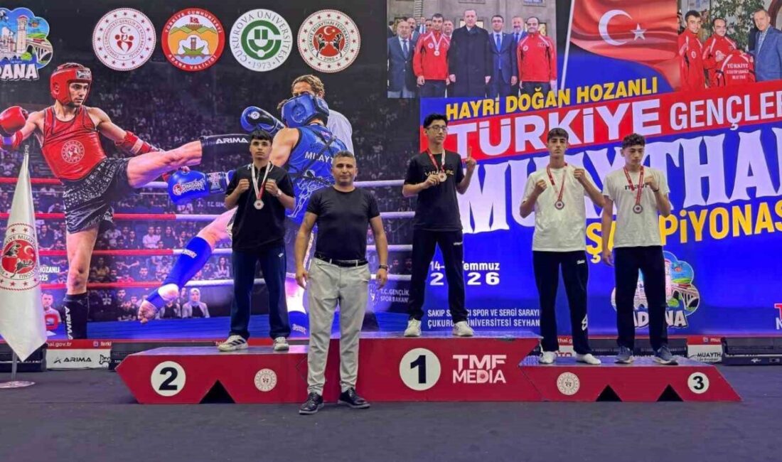Adana’da düzenlenen Türkiye Gençler Muaythai Şampiyonası’nda Manisalı sporcular 1 gümüş