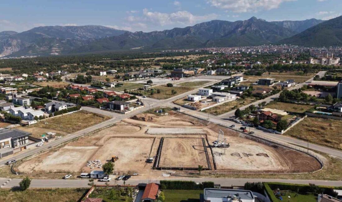 Merkezefendi Belediyesi tarafından ilçeye kazandırılacak Gençlik Parkı Spor Kompleksi çalışmalarını
