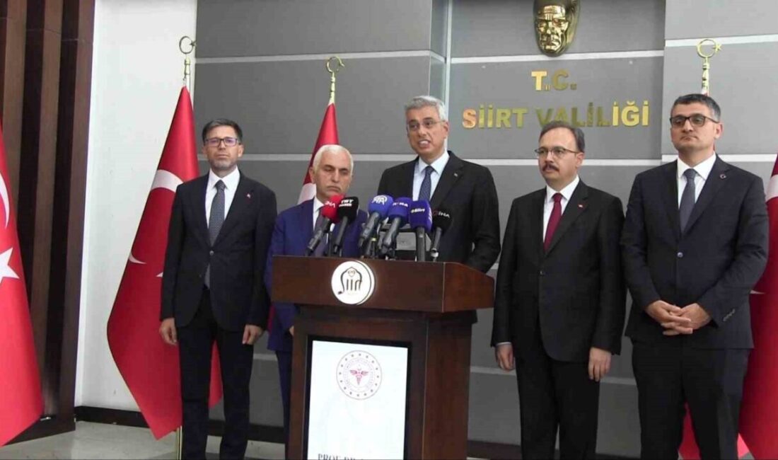 Sağlık Bakanı Prof. Dr. Kemal Memişoğlu, çeşitli programlara katılmak üzere