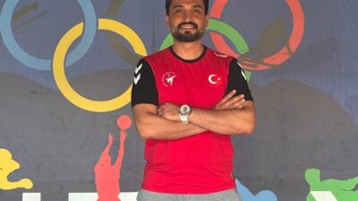 Taekwondo Antrenörü Furkan Türkoğlu, Yıldızlar Milli Takım Antrenörü olarak görevlendirildi.