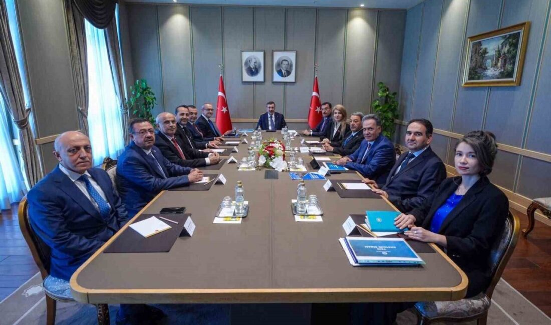 AK Parti Malatya Milletvekili Abdurrahman Babacan, Malatya’nın yöneticileri, milletvekilleri ve
