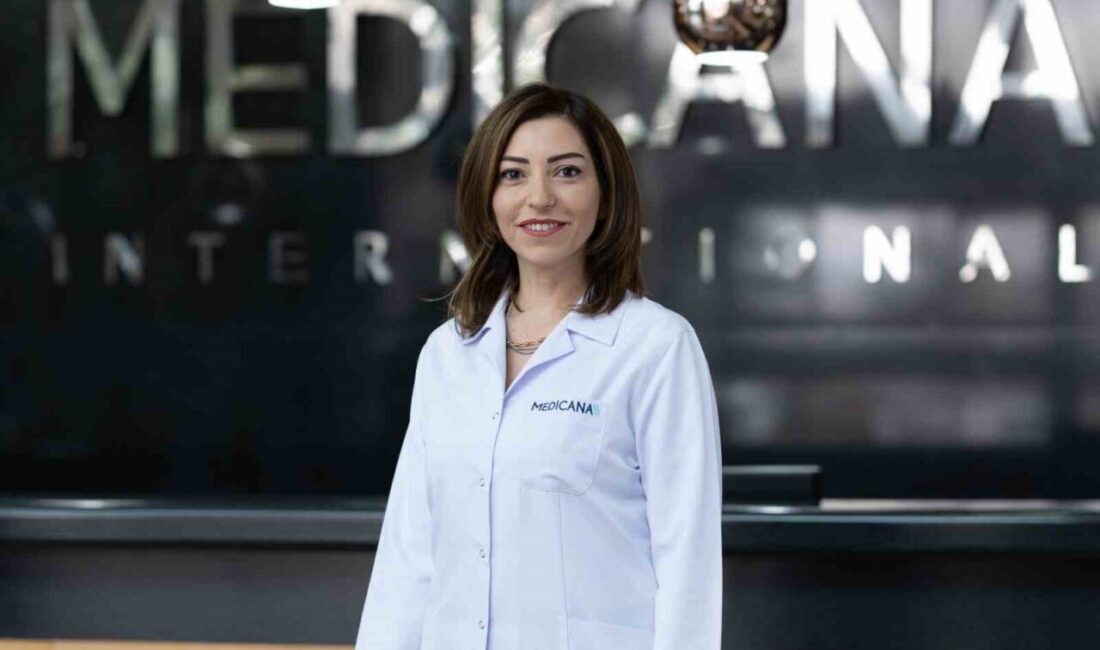 Menopoz sürecinin yalnızca hormonal değişikliklerle sınırlı olmadığını; kemik, kas ve