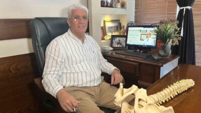 Beyin, Sinir ve Omurilik Cerrahisi Uzmanı Prof. Dr. Orhan Şen,
