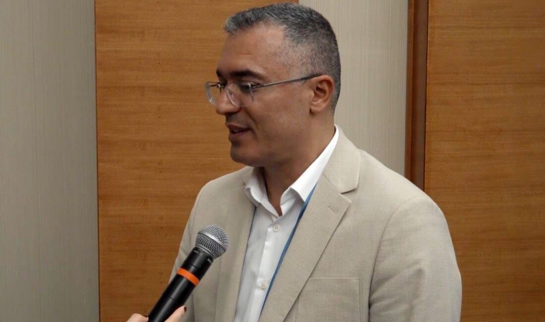 Uzmanlar uyarıyor: “Sigara, menopozu 1,5-2 yıl erkene çekmekte” Gebelik ve menopoz süreçlerine ilişkin bilgiler veren Kadın Hastalıkları ve