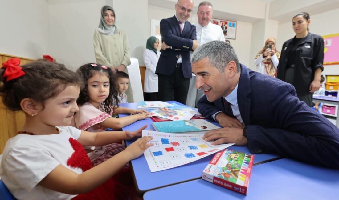 Afyonkarahisar Valisi Dr. Naci Aktaş, İl Müftülüğü koordinesinde düzenlenen Yaz