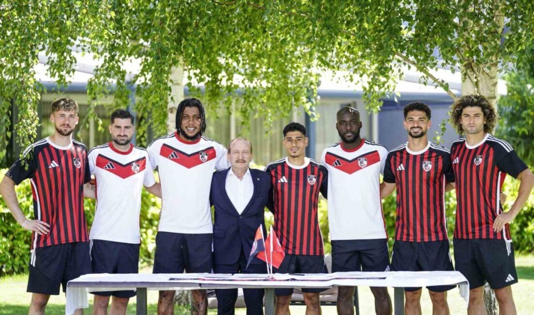 Yasağı kaldıran Gaziantep FK’dan transfer şov: 7 transfer birden açıklandı Gaziantep Futbol Kulübü, FIFA tarafından verilen geçici transfer yasağı cezasını