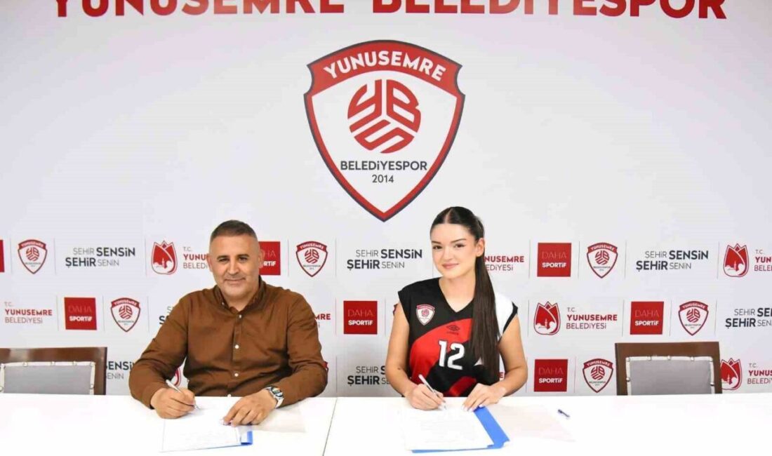 Kadınlar Voleybol 2. Lig ekiplerinden Yunusemre Belediyespor, yeni sezon öncesi