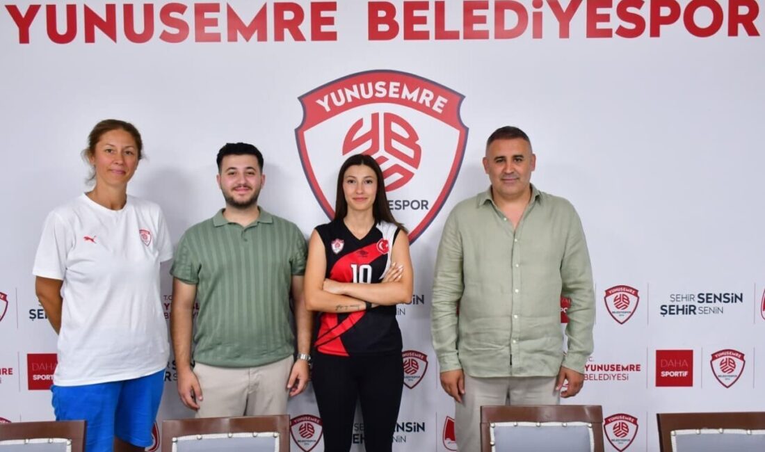 Kadınlar Voleybol 2. Lig ekiplerinden Yunusemre Belediyespor, yeni sezon öncesi