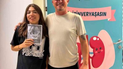 Kronik böbrek yetmezliği nedeniyle 13 yaşından bu yana haftanın üç
