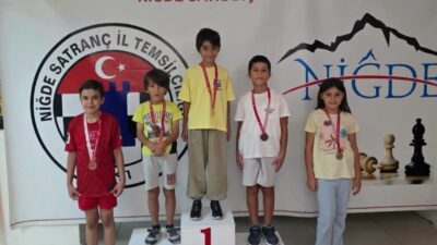 Niğde’de 30 Ağustos Zafer Bayramı’nın 104. yıl dönümü dolayısıyla düzenlenen