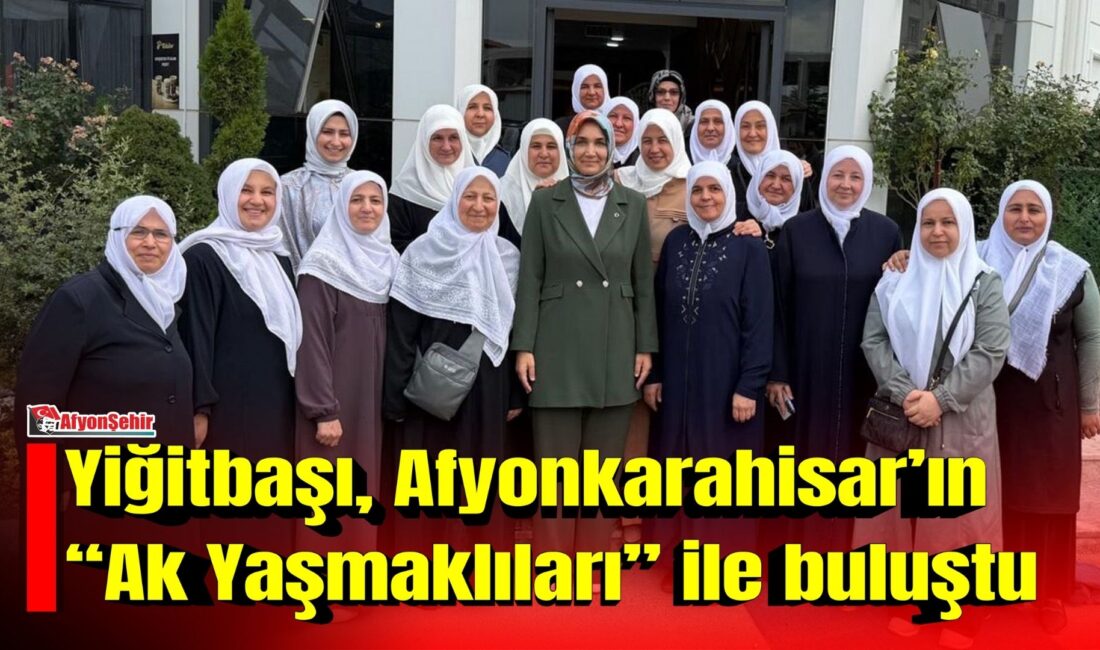 İçişleri Bakan Yardımcısı Kübra Güran Yiğitbaşı, Afyonkarahisar’da camilerin temizliğini gönüllü