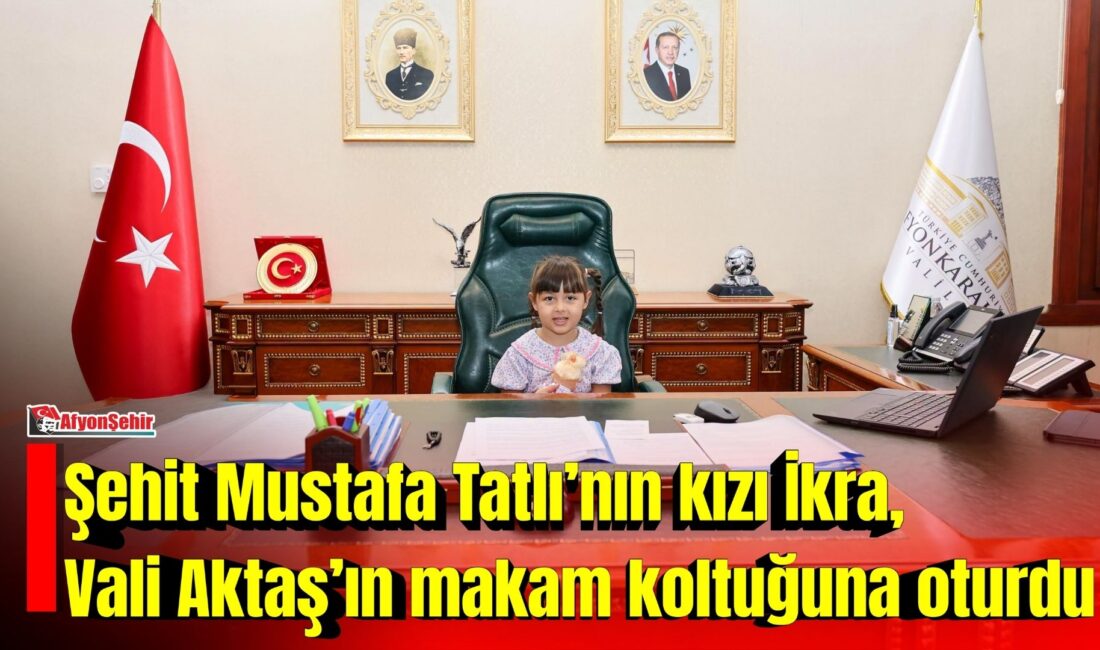 Afyonkarahisar Valisi Dr. Naci Aktaş, şehit Mustafa Tatlı’nın ailesini makamında