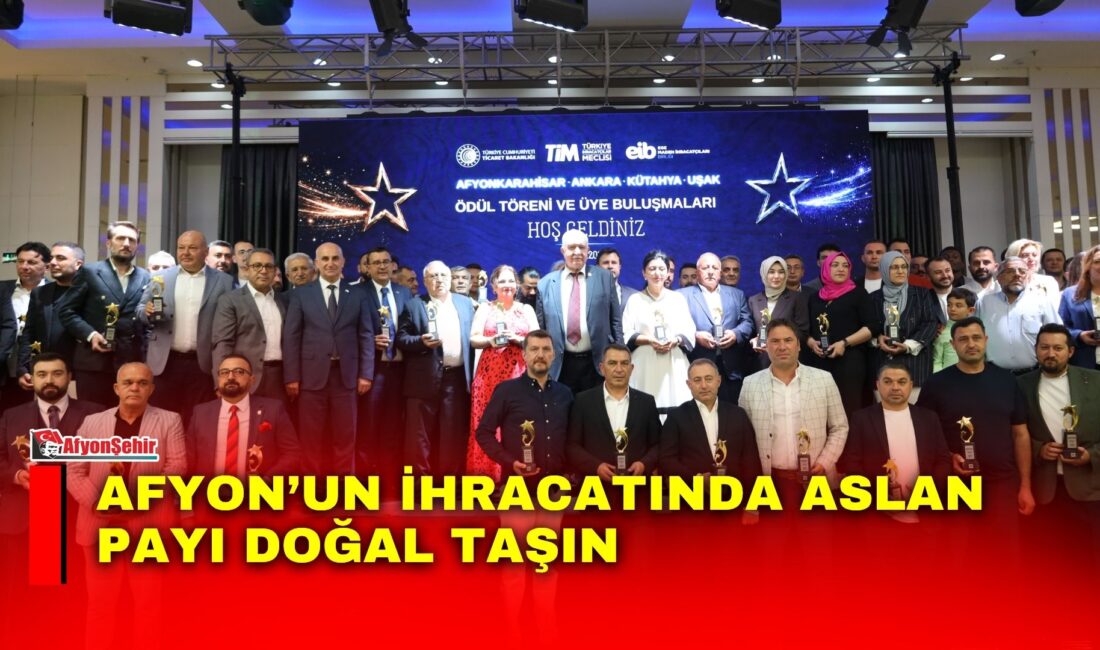 Ege Maden İhracatçıları Birliğinin düzenlediği ‘İhracatın Yıldızları Ödül Töreni’nde konuşan