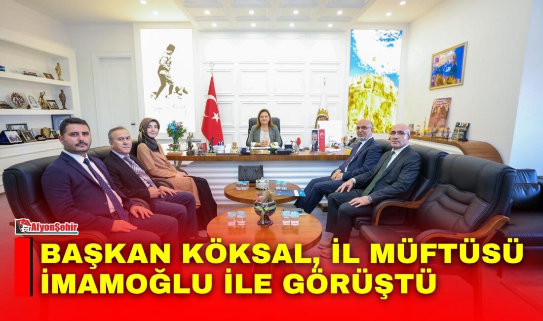Afyonkarahisar Belediye Başkanı Burcu Köksal, İl Müftüsü Lütfü İmamoğlu ve
