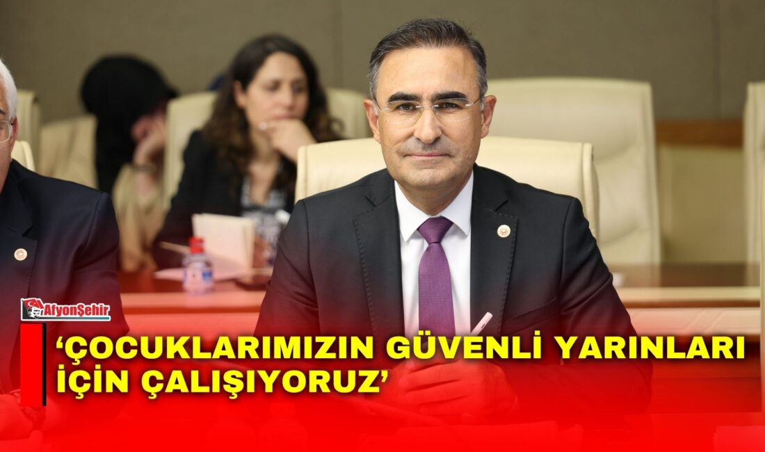 AK Parti Afyonkarahisar Milletvekili Hasan Arslan, çocukların dijital dünyada güvenliğinin