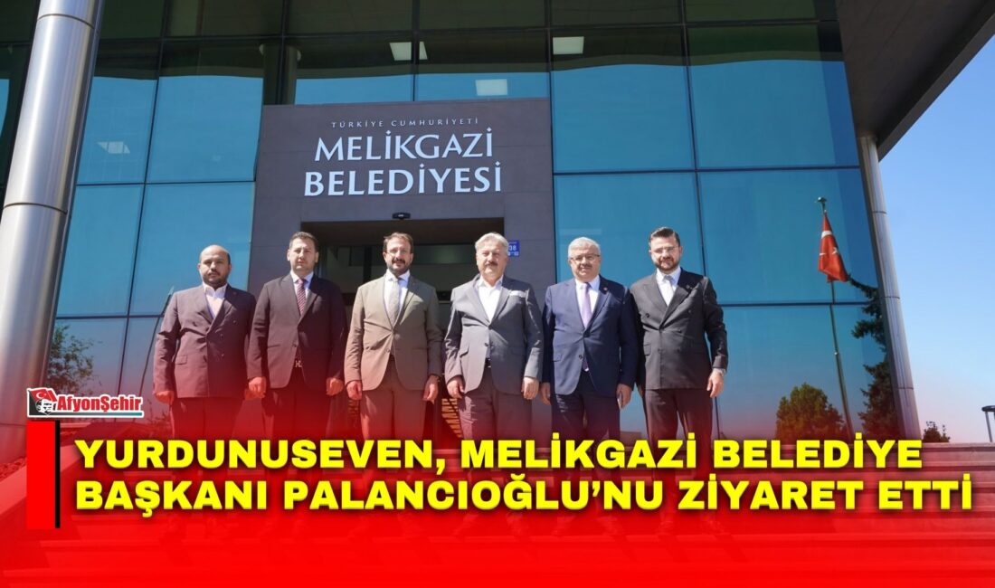 AK Parti Afyonkarahisar Milletvekili İbrahim Yurdunuseven, Kayseri’nin Melikgazi ilçesinde gerçekleştirdiği