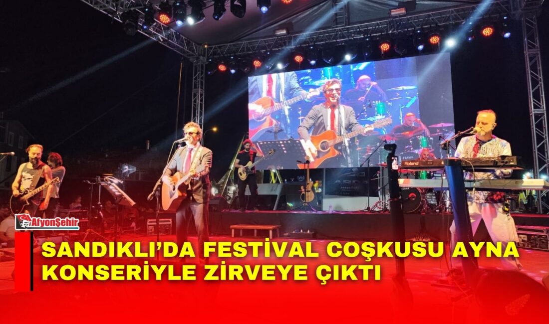 Sandıklı’da düzenlenen 3. Termal Turizm ve Gurbetçi Festivali, Ayna grubunun