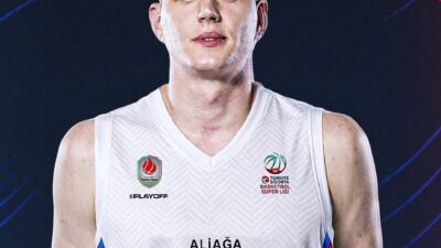Türkiye Sigorta Basketbol Süper Ligi ekiplerinden Aliağa Petkimspor, pota altını