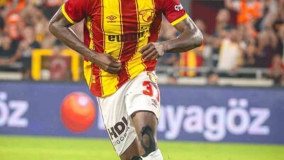 Göztepe, 22 yaşındaki orta saha oyuncusu Anthony Dennis’in Birleşik Arap