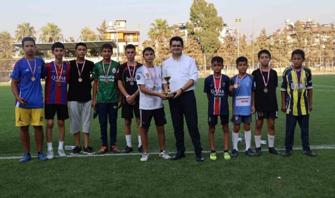 Hatay’ın Arsuz ilçesinde Yaz Kur’an Kursu öğrencileri arasında düzenlenen futbol