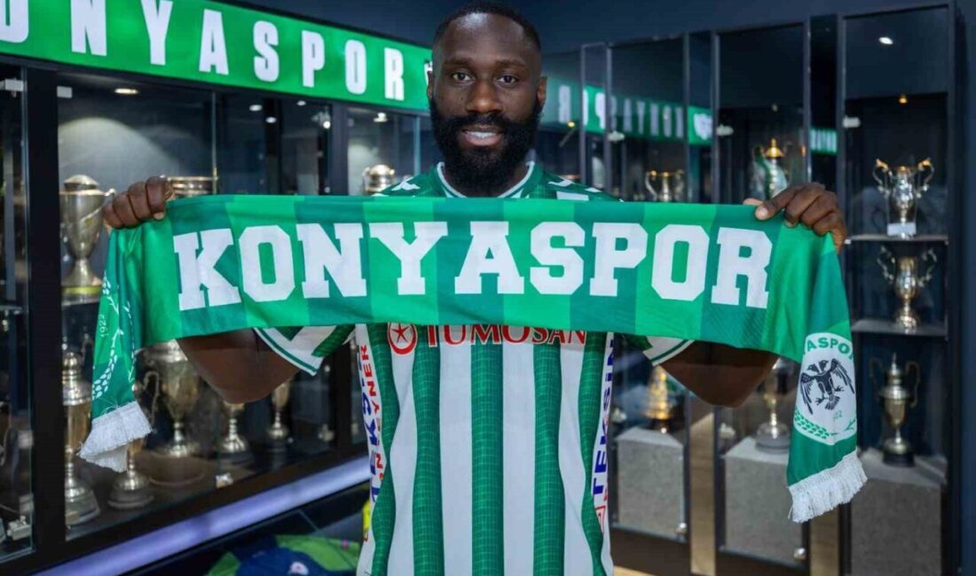Konyaspor, Demokratik Kongolu milli futbolcu Arthur Masuaku ile 2 yıllık