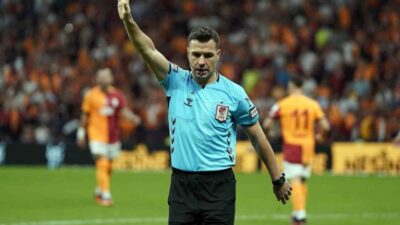 FIFA kokartlı Türk hakem Atilla Karaoğlan, Hollanda temsilcisi Ajax ile