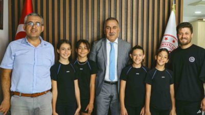 Okul Sporları Artistik Cimnastik Küçük Kızlar Türkiye Şampiyonası’nda takım halinde