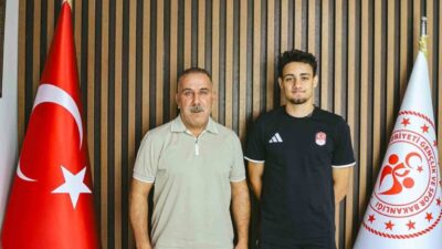 ABD’nin Oregon eyaletinde düzenlenen U20 Dünya Atletizm Şampiyonası’nda 110 metre