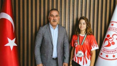 Abu Dhabi’de düzenlenen 2026 Jujitsu Dünya Şampiyonası’nda mücadele eden Aydınlı