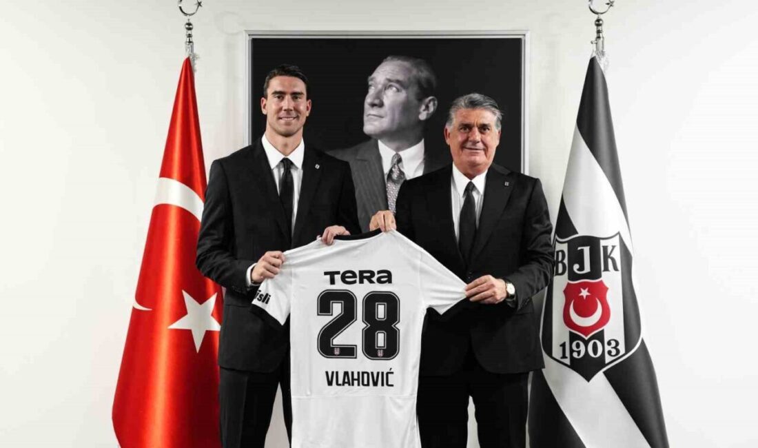 Beşiktaş’ın kadrosuna kattığı golcü futbolcu Dusan Vlahovic siyah-beyazlıların tarihindeki 204.
