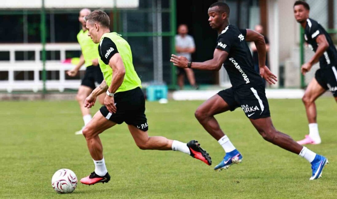 Beşiktaş, UEFA Avrupa Ligi 3. eleme turunda Çekya ekibi Hradec