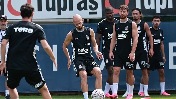 Beşiktaş, UEFA Avrupa Ligi 3. eleme turunda Hradec Kralove ile