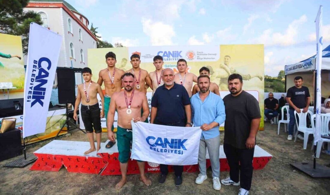 Canik güreşlerinde Başpehlivan Recep Taslak Samsun’un Canik ilçesinde düzenlenen Geleneksel Canik Karakucak Güreş Festivali’nde başpehlivanlığı