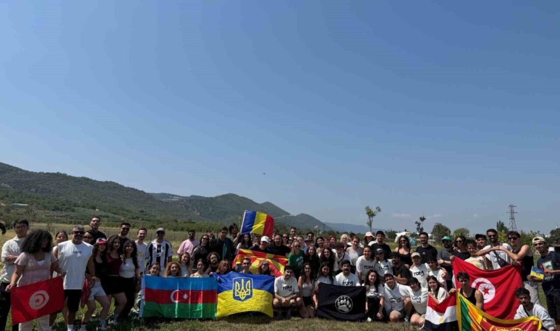 Dünyanın dört bir yanında gençler Nilüfer’de buluştu Nilüfer Belediyesi ve Uluslararası Gençlik Organizasyonu AIESEC iş birliğiyle düzenlenen