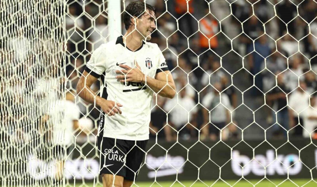 Beşiktaş’ın yeni golcüsü Dusan Vlahovic, siyah-beyazlı formayı ilk kez Kauno