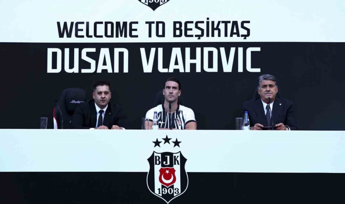 Beşiktaş’ın kadrosuna kattığı golcü futbolcu Dusan Vlahovic, yaklaşık 20 bin