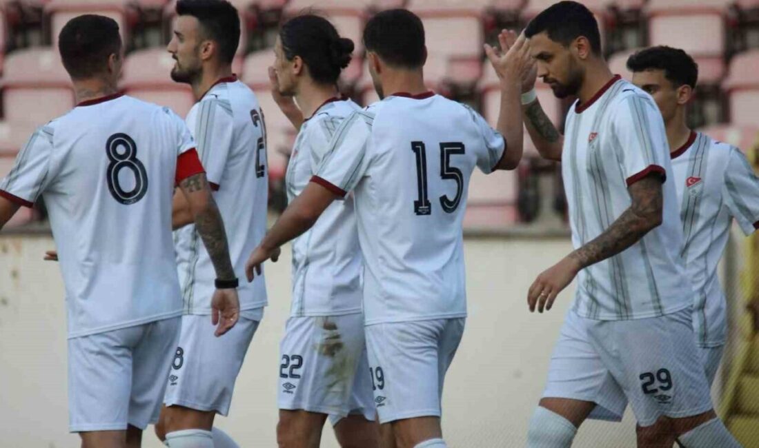 Elazığspor’da Afyon kampı tamamlandı Elazığspor’da 27 Temmuz’da Afyon’da başlayan kamp sona erdi. Elazığspor’da yeni