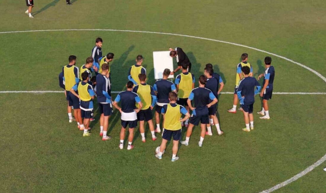 Erciyes 38 Futbol Spor Kulübü’nde yeni sezonda futbolcuların giyeceği forma