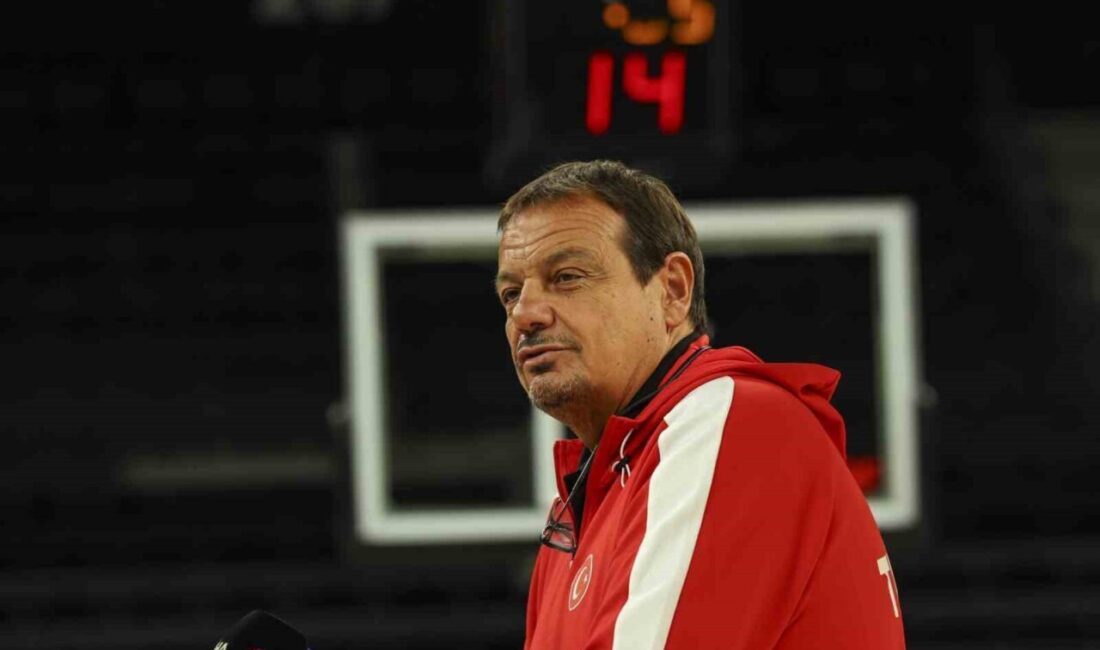 A Milli Erkek Basketbol Takımı Başantrenörü Ergin Ataman, grupta namağlup