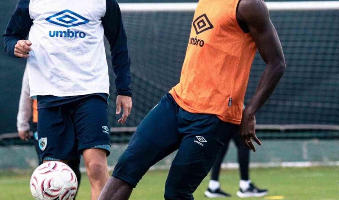 Erzurumspor FK, Trendyol Süper Lig’in 4. haftasında sahasında Konyaspor ile