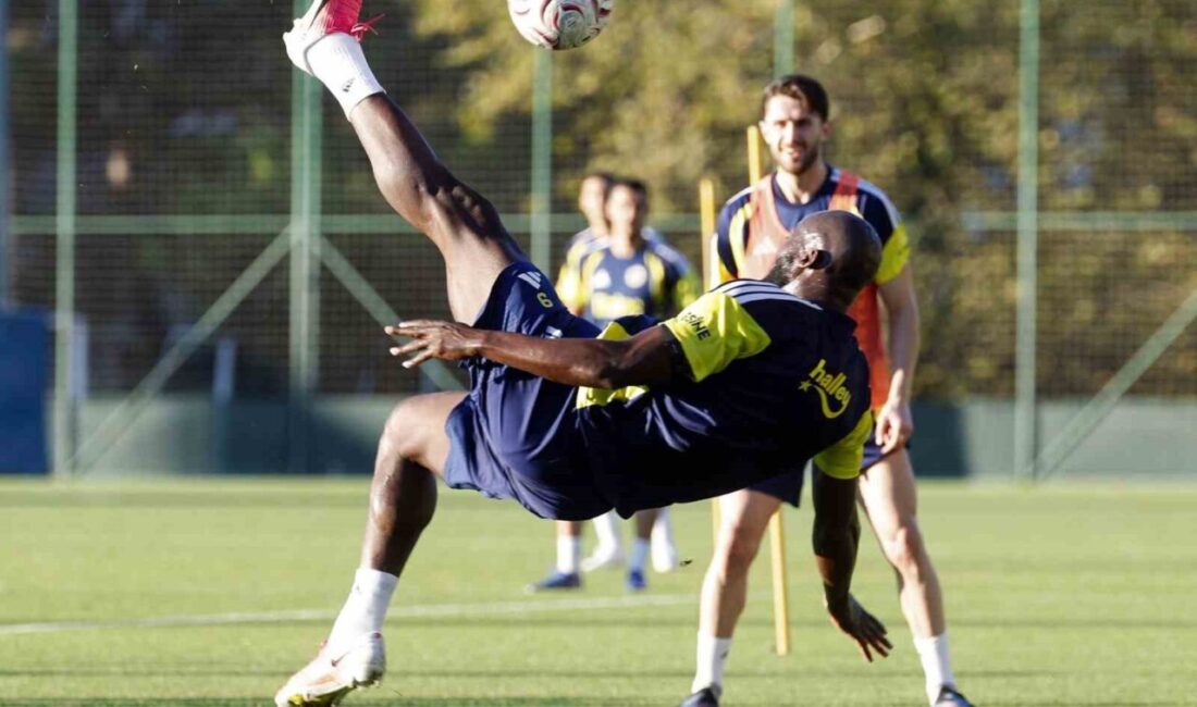 Fenerbahçe, Konyaspor maçı hazırlıklarını sürdürdü Fenerbahçe, Trendyol Süper Lig’in 2. haftasında Konyaspor ile oynayacağı maçın