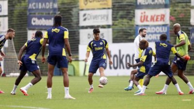 Fenerbahçe, UEFA Şampiyonlar Ligi 3. ön eleme turu rövanşında deplasmanda