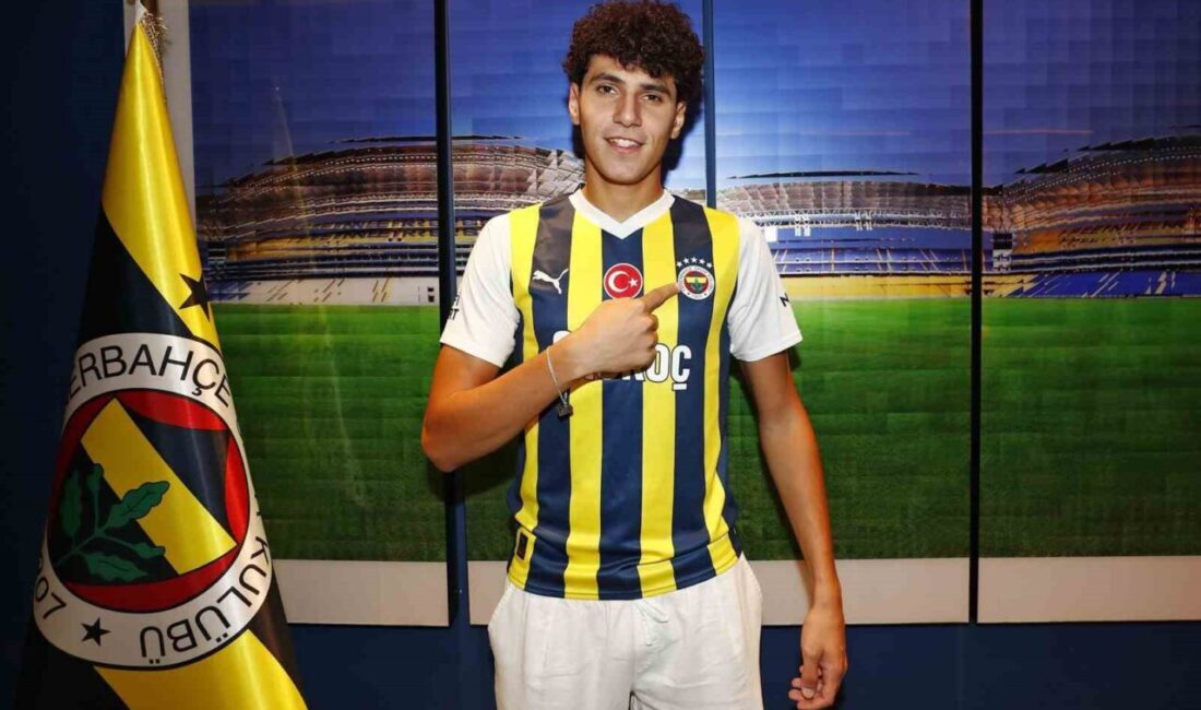Fenerbahçe, 2023 yılında kadrosuna kattığı Mısırlı stoper Omar Fayed’in İtalya