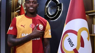 Galatasaray, yeni transferi Rafael Leao ile 4 yıllık sözleşme imzaladığını
