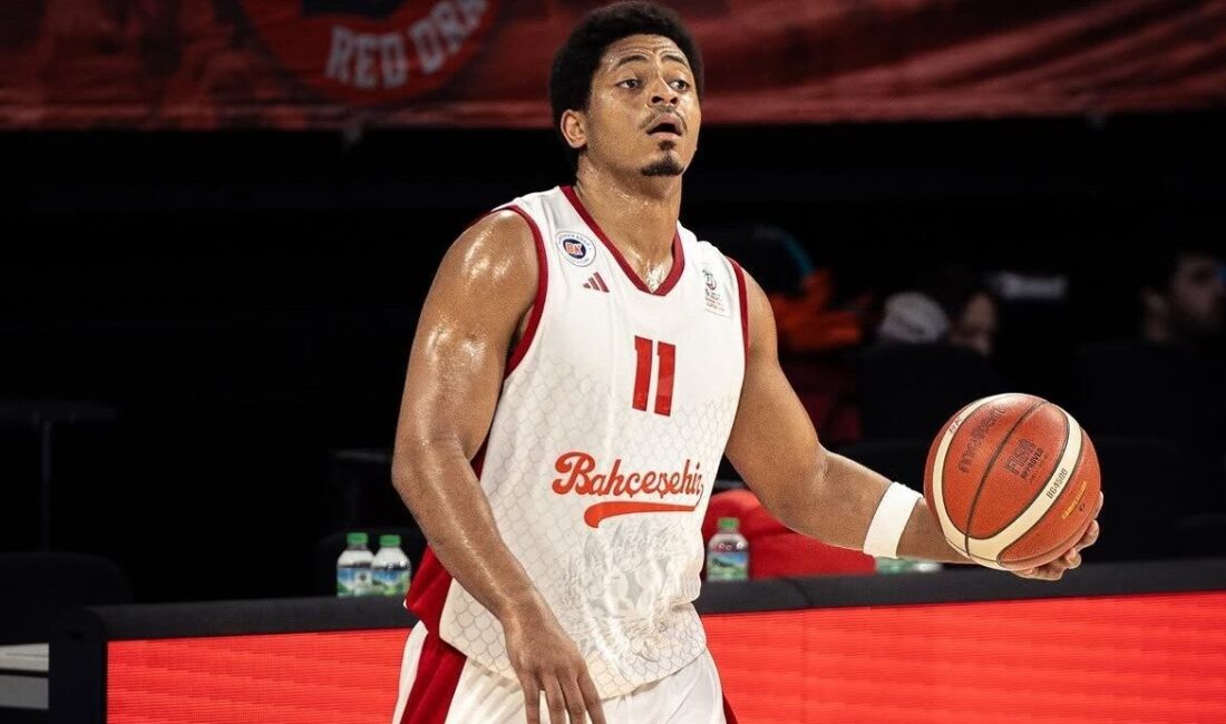Yeni sezonda Kocaeli’yi temsil etmeye hazırlanan Glint Körfez Basket, kadro