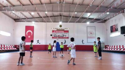 Elazığ Sivrice’de yaz dönemi kapsamında 7-15 yaş aralığındaki çocuklar ve