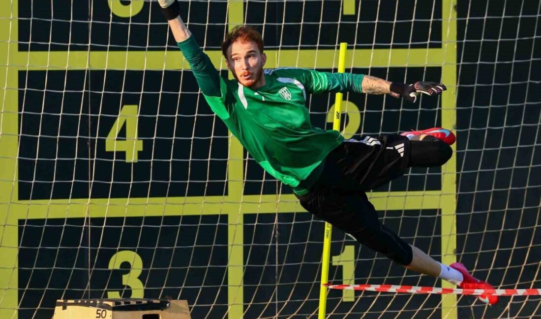 Aliağa FK’nin yeni transferi 26 yaşındaki kaleci Halil Yeral, önceliğinin