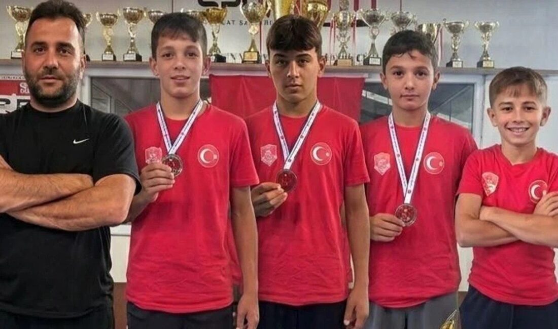 Dünya ve Avrupa şampiyonu milli güreşçi Hüseyin Akbaş’ın köyü Çevreli’den