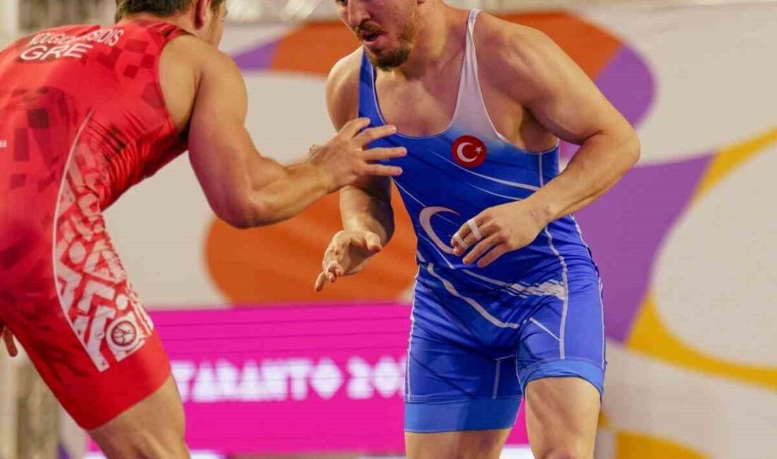 Taranto 2026 Akdeniz Oyunları’nda mücadele eden milli güreşçi İsmail Küçüksolak,